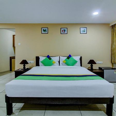 Treebo Trend La Paradise, Pune Exterior foto